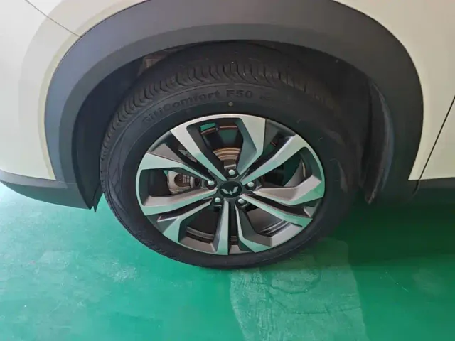 Wuling Asta — Фото автомобиля 22