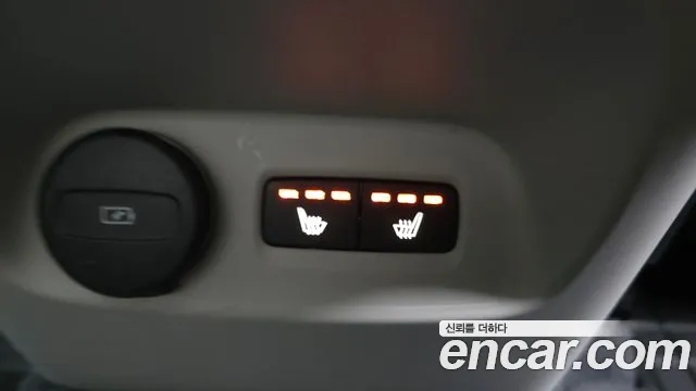 Вольво XC40 B4 Ultimate Bright — Фото автомобиля 19