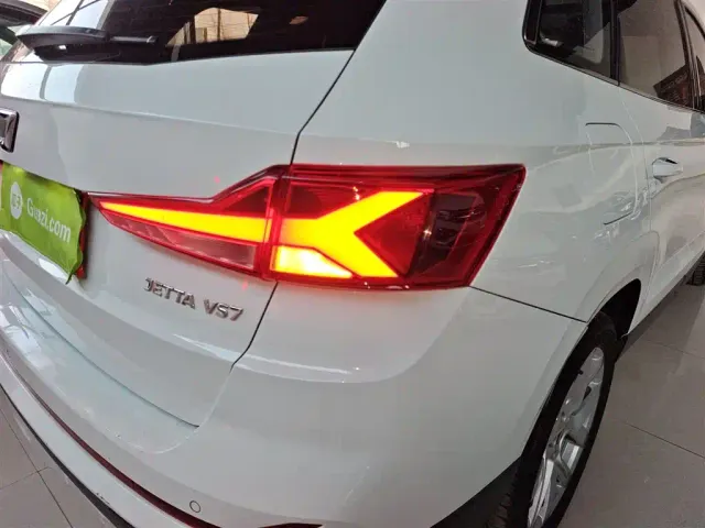 Jetta VS7 — Фото автомобиля 7