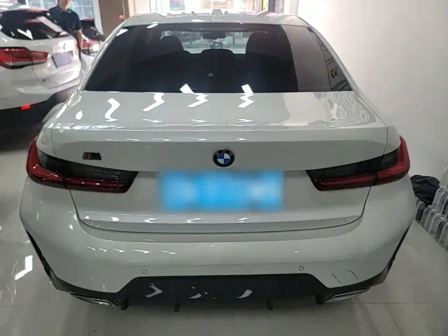 BMW 3 Series — Фото автомобиля 5