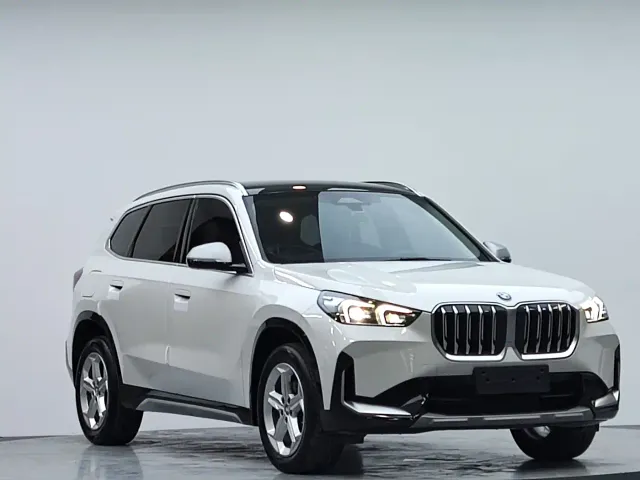 BMW X1 — Фото автомобиля 3