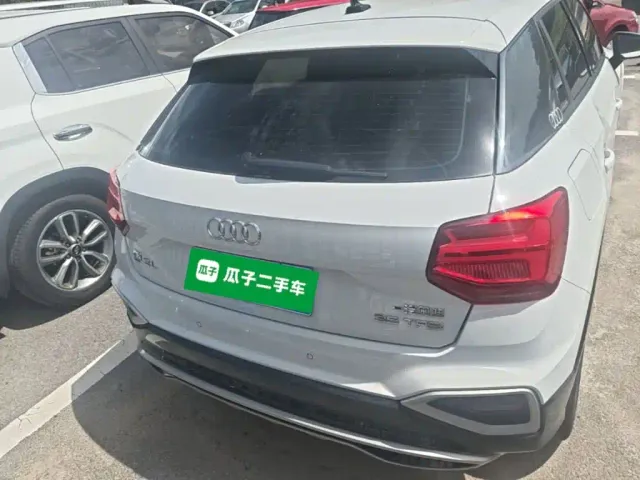 Audi Q2L — Фото автомобиля 3