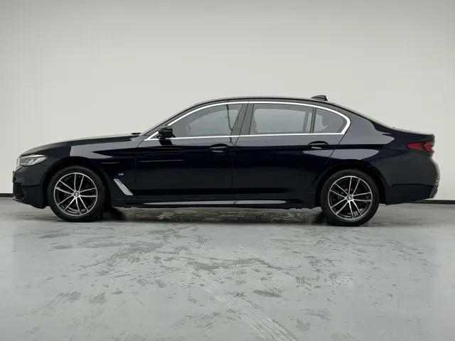 BMW 5 Series — Фото автомобиля 7