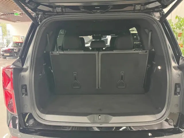 GAC Trumpchi GS8 — Фото автомобиля 13