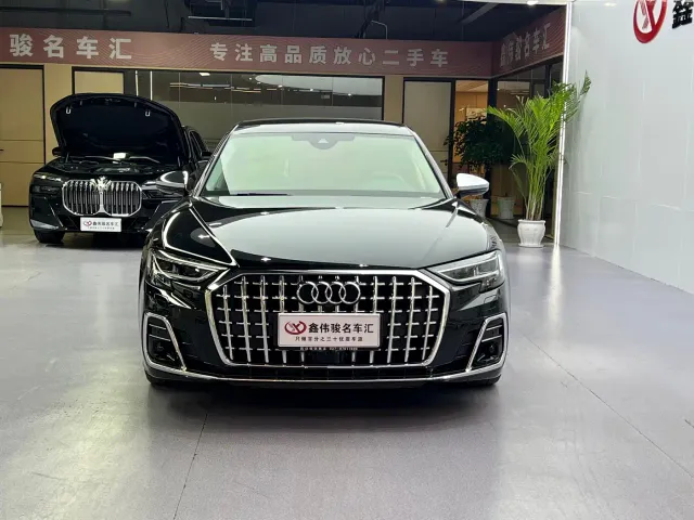 Audi A8 — Фото автомобиля 3