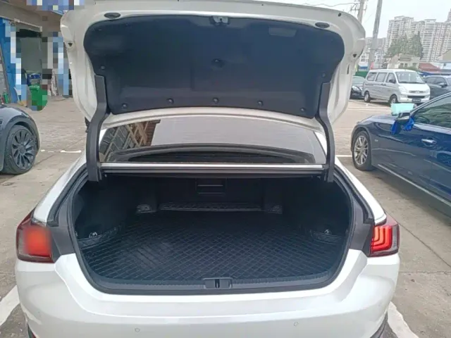 Lexus ES — Фото автомобиля 18