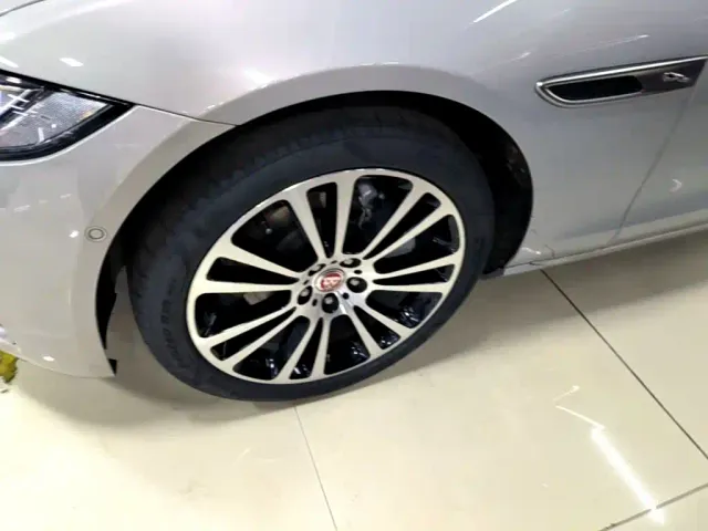 Jaguar XFL — Фото автомобиля 22