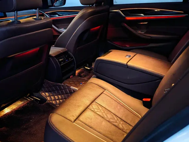 BMW 5 Series — Фото автомобиля 6