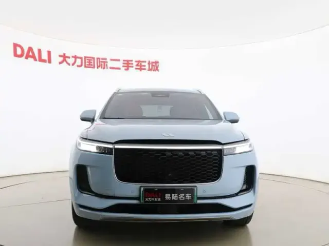 Li Auto ONE — Фото автомобиля 2