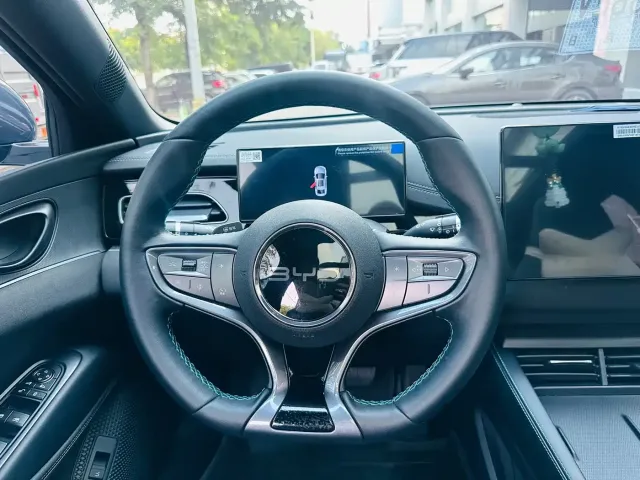 BYD Seal 06 New Energy 2025 DM-i Smart Drive Edition 120KM Prestige — Фото автомобиля 11