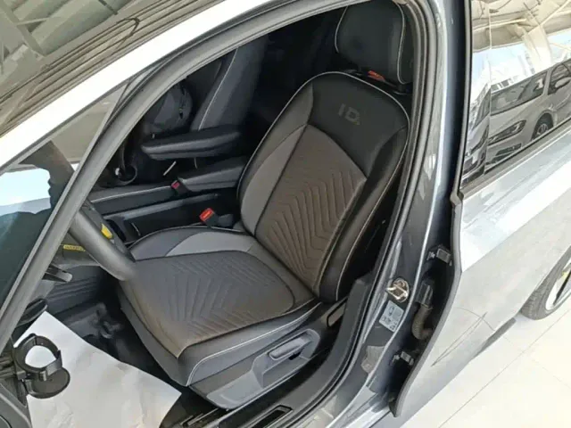 Volkswagen ID.3 — Фото автомобиля 14