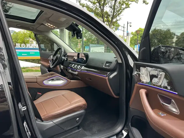 Mercedes-Benz GLE-Class — Фото автомобиля 8
