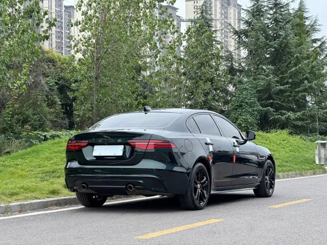 Jaguar XEL — Фото автомобиля 17