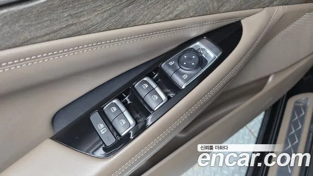 Kia K8 Hybrid — Фото автомобиля 30