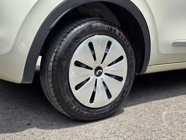 Wuling Bingo — Фото автомобиля 13