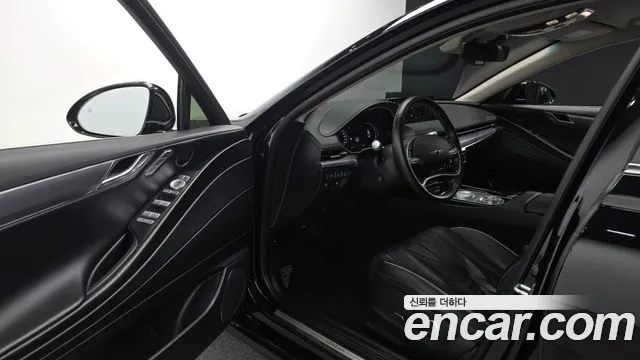 Genesis G80 RG3 — Фото автомобиля 15