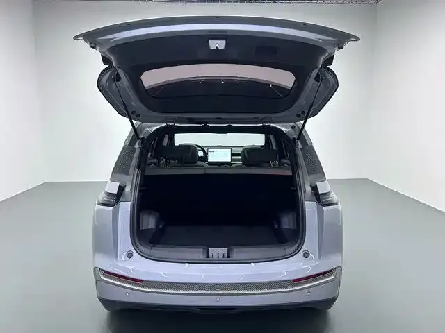 GAC Aion Y — Фото автомобиля 10