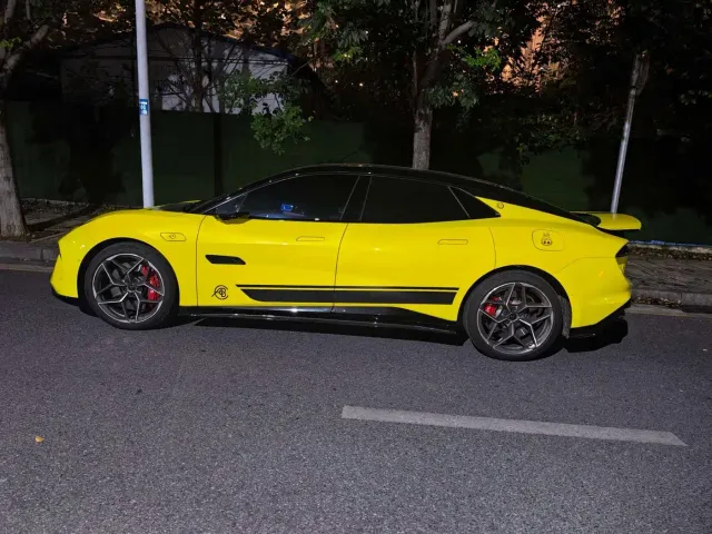 Lotus Emeya — Фото автомобиля 4