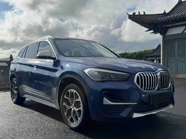 BMW X1 — Фото автомобиля 3