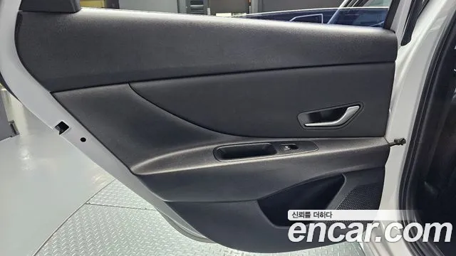 Hyundai Avante CN7 — Фото автомобиля 14