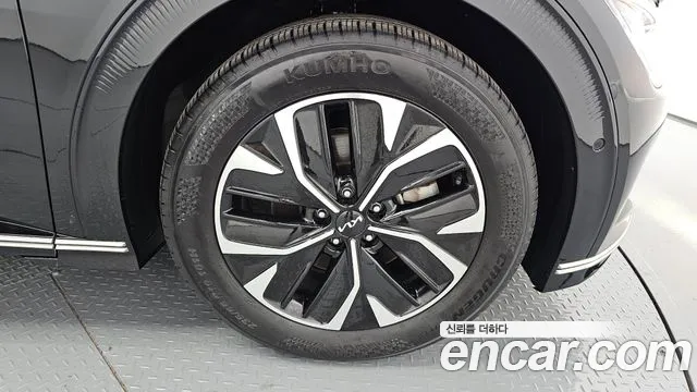 Kia EV6 — Фото автомобиля 6