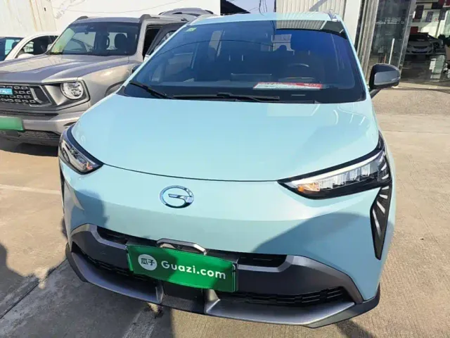 GAC Aion Y — Фото автомобиля 2