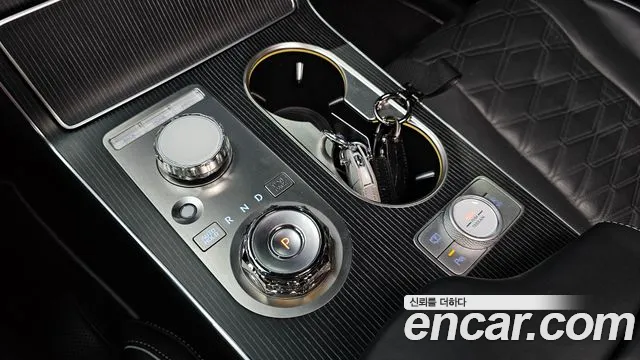 Genesis GV80 Coupe — Фото автомобиля 12