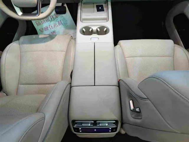 Li Auto i6 — Фото автомобиля 9