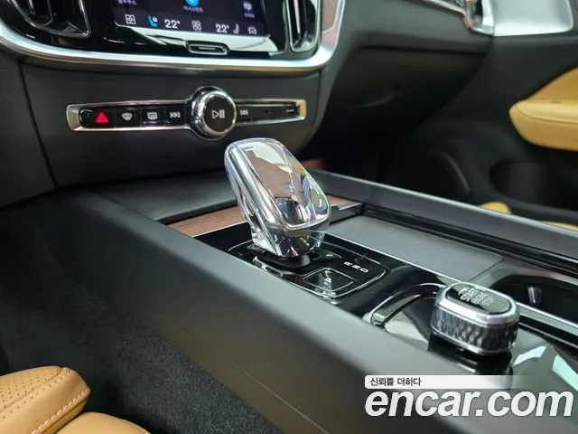 Вольво S60 S60 третьего поколения B5 Ultimate Bright — Фото автомобиля 9