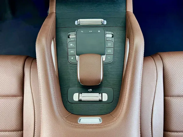 Mercedes-Benz GLS-Class — Фото автомобиля 19
