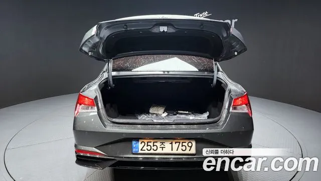 Hyundai AVANTE Avante (CN7) — Фото автомобиля 20