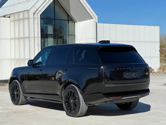 Land Rover Range Rover — Фото автомобиля 11
