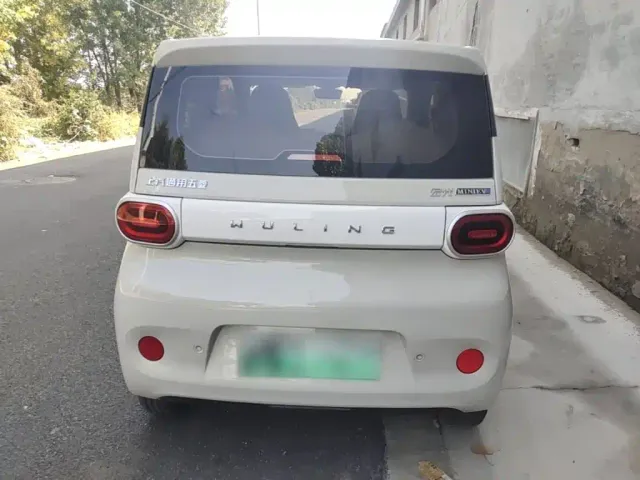 Wuling Hongguang Mini EV — Фото автомобиля 5