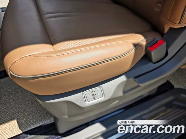 Hyundai Staria — Фото автомобиля 9