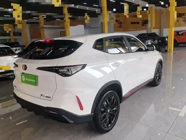 Changan X5 Plus — Фото автомобиля 6
