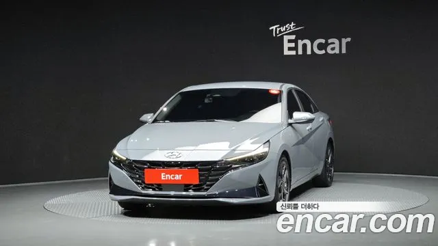 Hyundai AVANTE Avante (CN7) — Фото автомобиля 3