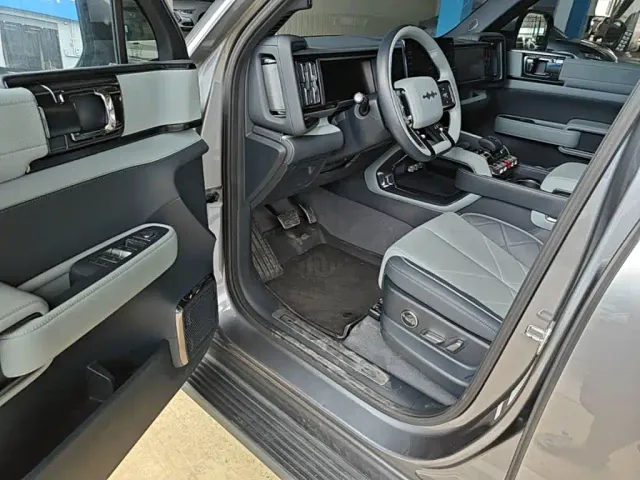 BYD FangChengBao Leopard 5 — Фото автомобиля 15