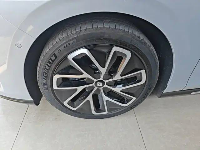 Baojun Xiangjing — Фото автомобиля 22