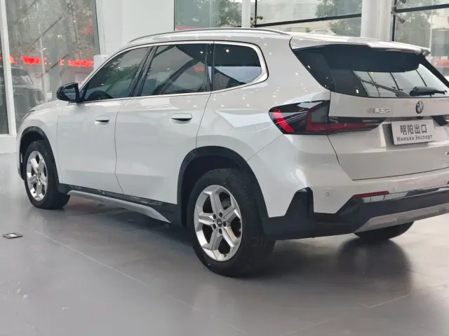 BMW X1 — Фото автомобиля 5