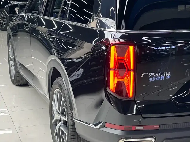 GAC Trumpchi GS8 — Фото автомобиля 7