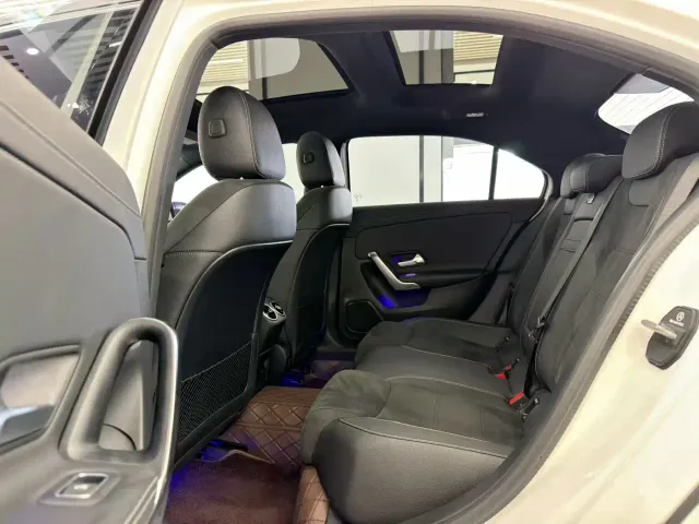 Mercedes-Benz Mercedes-Benz A-Class 2022 Facelift III A 200 L Sport Sedan Fashion — Фото автомобиля 9