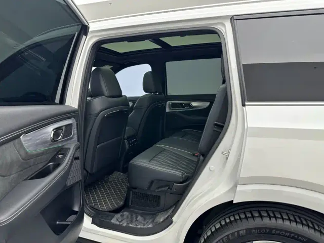 GAC Trumpchi GS8 — Фото автомобиля 16