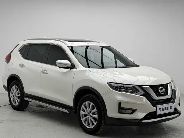 Nissan X-Trail — Фото автомобиля 5