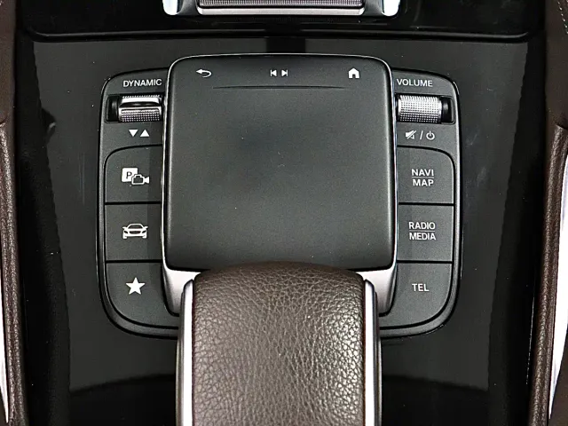 Mercedes-Benz GLE-Class — Фото автомобиля 21