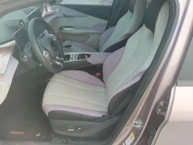 BYD Dolphin — Фото автомобиля 14