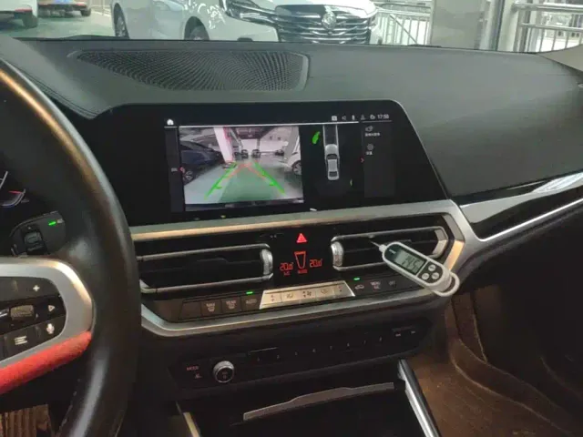 BMW 3 Series — Фото автомобиля 12