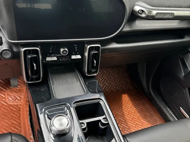 Haval Big Dog — Фото автомобиля 8