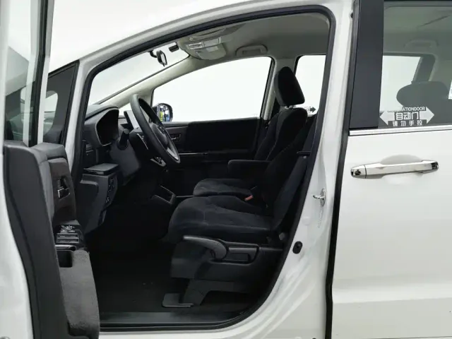 Honda Odyssey — Фото автомобиля 10