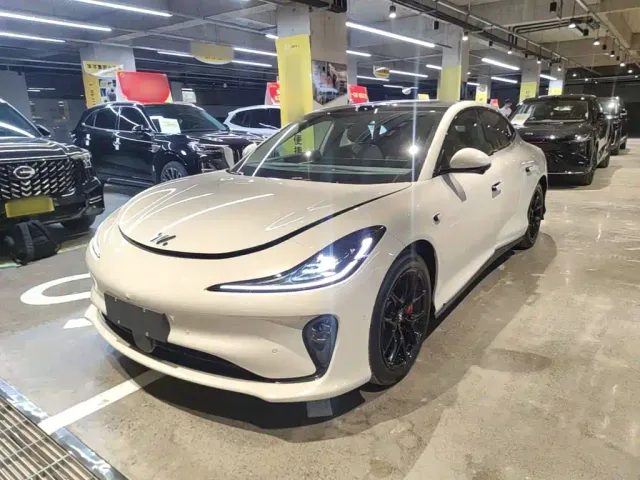 Фотография автомобиля — IM Motors L6