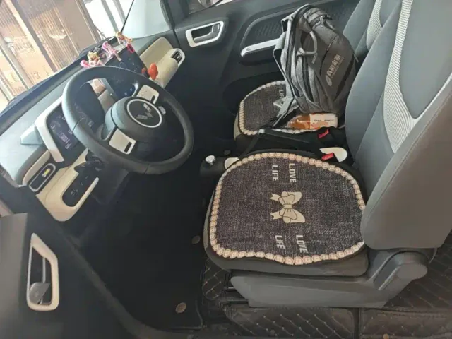 Wuling Hongguang Mini EV — Фото автомобиля 14